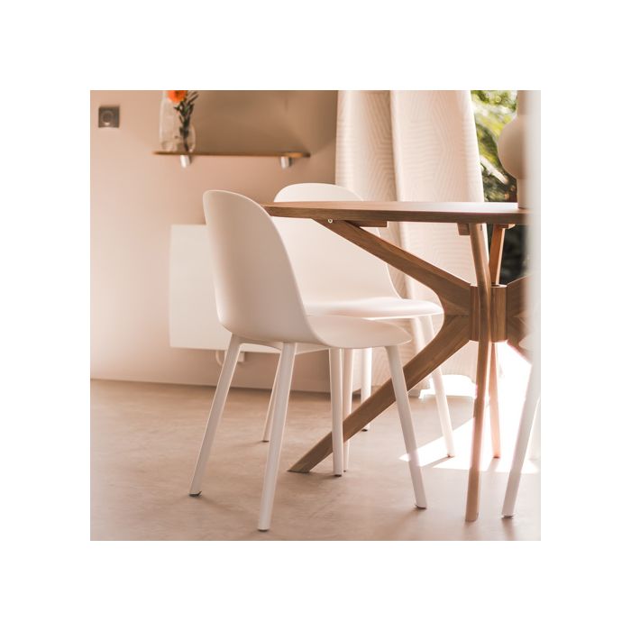 Chaise Maka